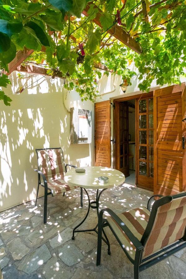 Irtakina Apartamento Sougia Exterior foto